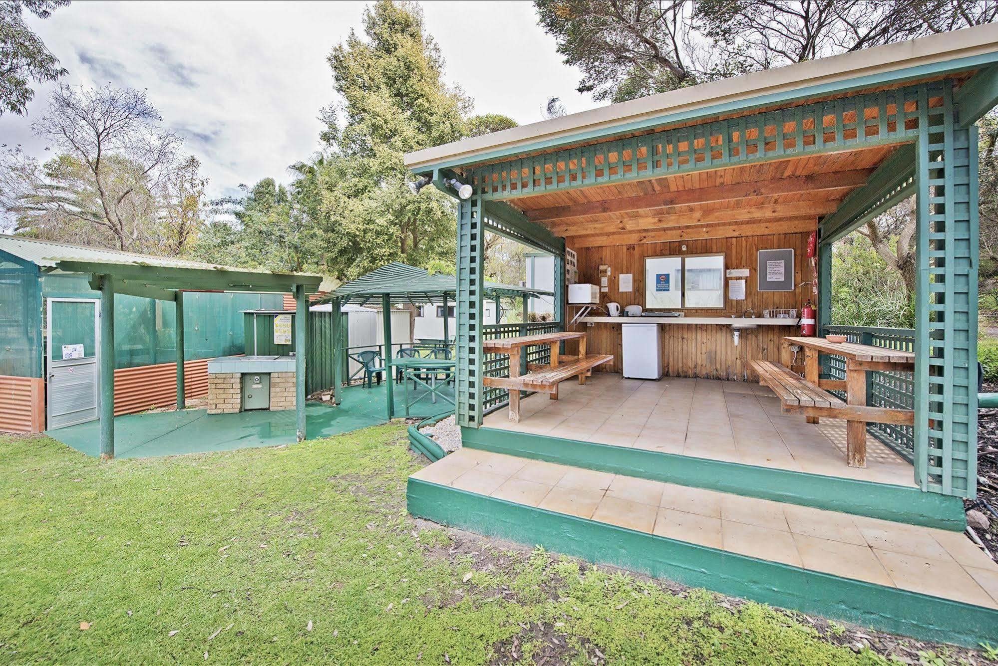 Acclaim Pine Grove Holiday Park Esperance Exteriér fotografie